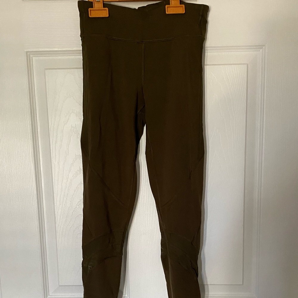 Green Ivivva Leggings